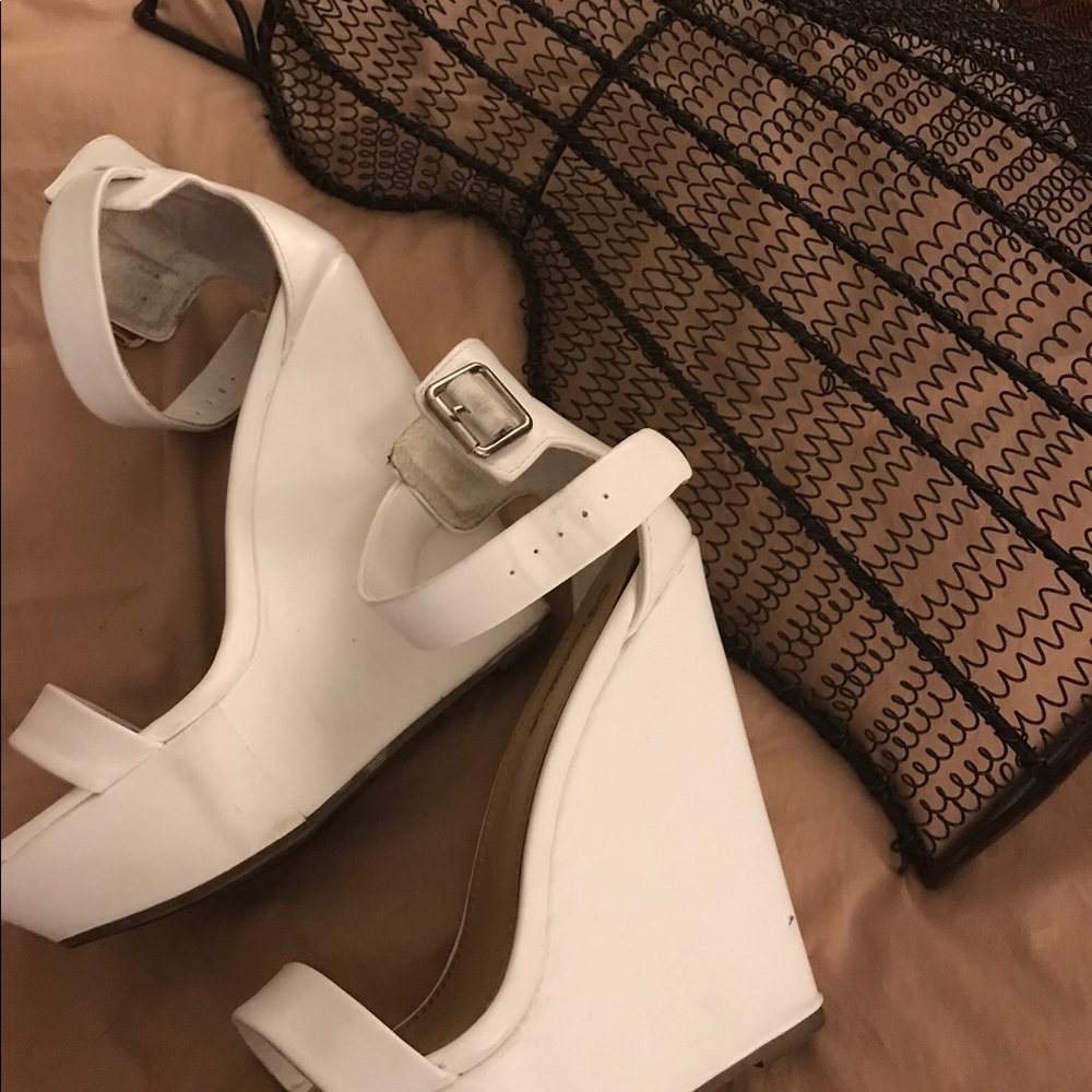 Ladies Platforms - Picture 2 of 4
